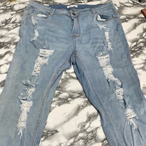 Almost famous mom ripped jeans